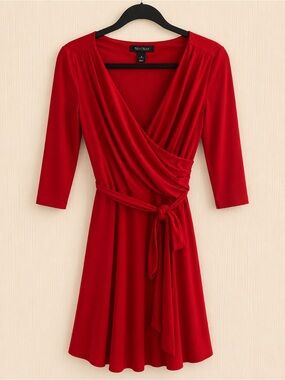 ❤️ White House Black Market Red Wrap Dress | Classic Bombshell Fit & Flare ❤️